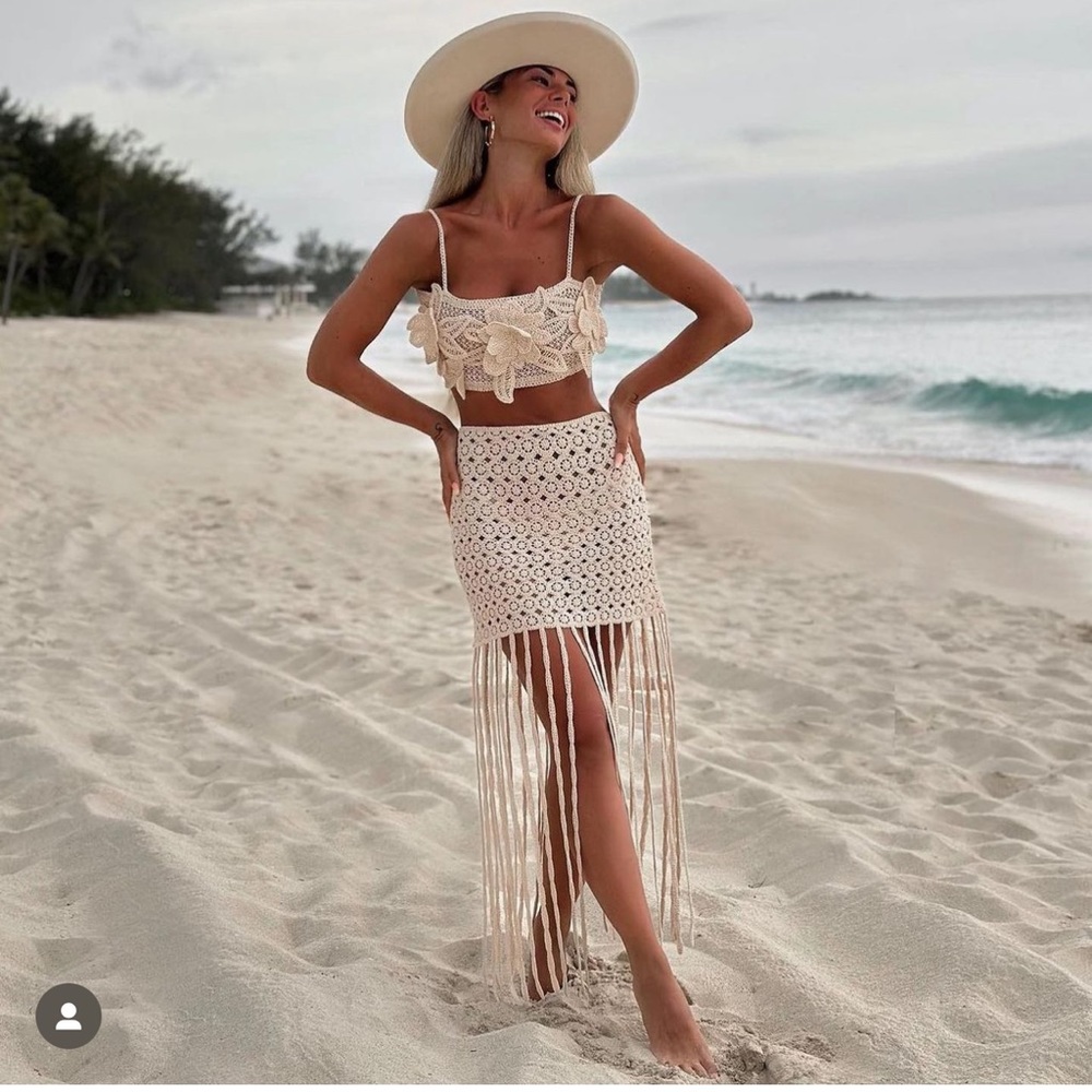 ZARA BLOGGERS FAV FRINGED CROTCHET SKIRT - Picture 4 of 13
